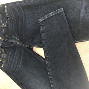 7 For All Mankind Skinny Jean - Size 29